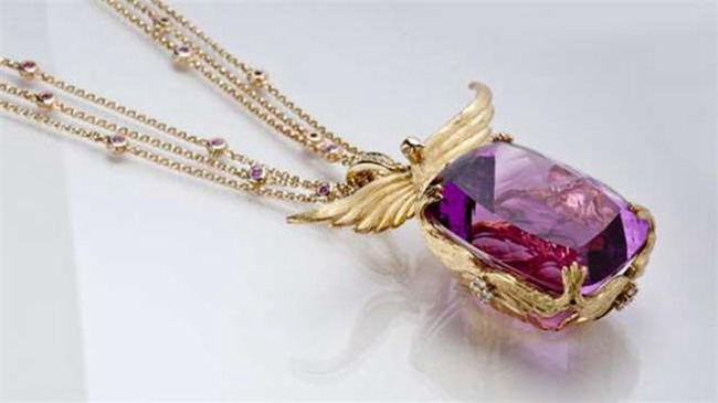 Đi leo núi nhặt được viên đá lạ nên mang về chơi, thanh niên chết lặng khi biết mình trúng số độc đắc, phải lập tức quay lại chỗ tìm được món đồ - Ảnh 9. Đi leo núi nhặt được viên đá lạ nên mang về chơi, thanh niên chết lặng khi biết mình trúng số độc đắc, phải lập tức quay lại chỗ tìm được món đồ - Ảnh 9.