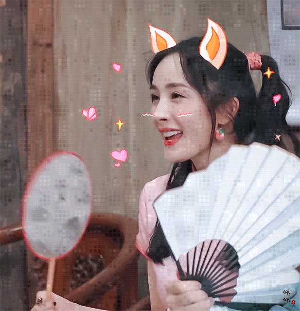 9 gif “huyền thoại” show visual đỉnh cao của mỹ nhân Cbiz: Đường Yên - Dương Tử tưởng gây tranh cãi ai dè chẳng kém Dương Mịch - Ảnh 2.