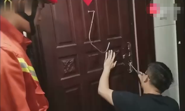 Một người mẹ đã tự sát sau khi cãi nhau với con trai, lý do dẫn đến hành động khiến không ít bậc phụ huynh giật mình - Ảnh 1.