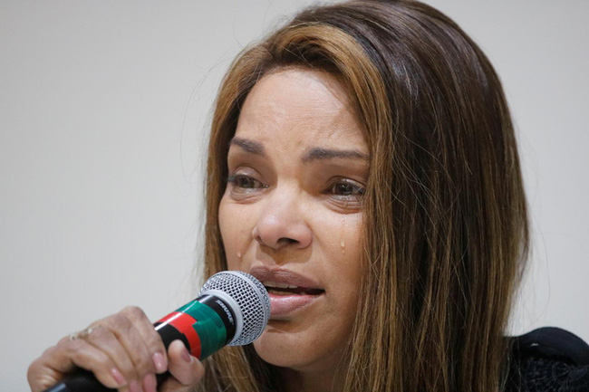 Vụ việc chấn động Brazil: Nữ nghị sĩ nổi tiếng với lòng bác ái nhận nuôi hàng chục đứa trẻ bị cáo buộc giết chồng, bóc trần vỏ bọc hoàn hảo bấy lâu nay - Ảnh 4.