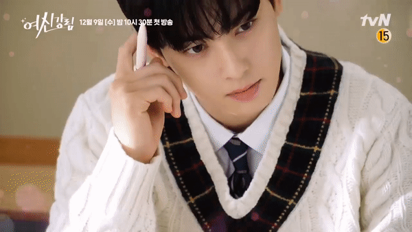 Cha Eun Woo cạn lời khi nhìn thấy mặt mộc của Moon Ga Young ở hậu trường True Beauty - Ảnh 3. Cha Eun Woo cạn lời khi nhìn thấy mặt mộc của Moon Ga Young ở hậu trường True Beauty - Ảnh 3.