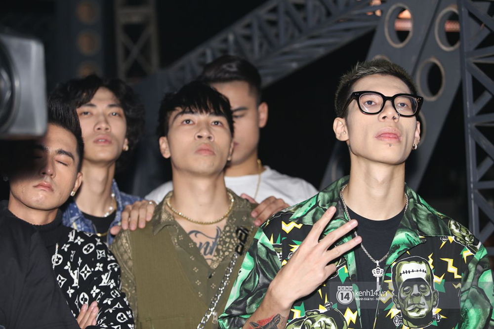 MCK lần đầu lộ diện, quẩy hết mình tại Rap Việt sau ồn ào vạ miệng