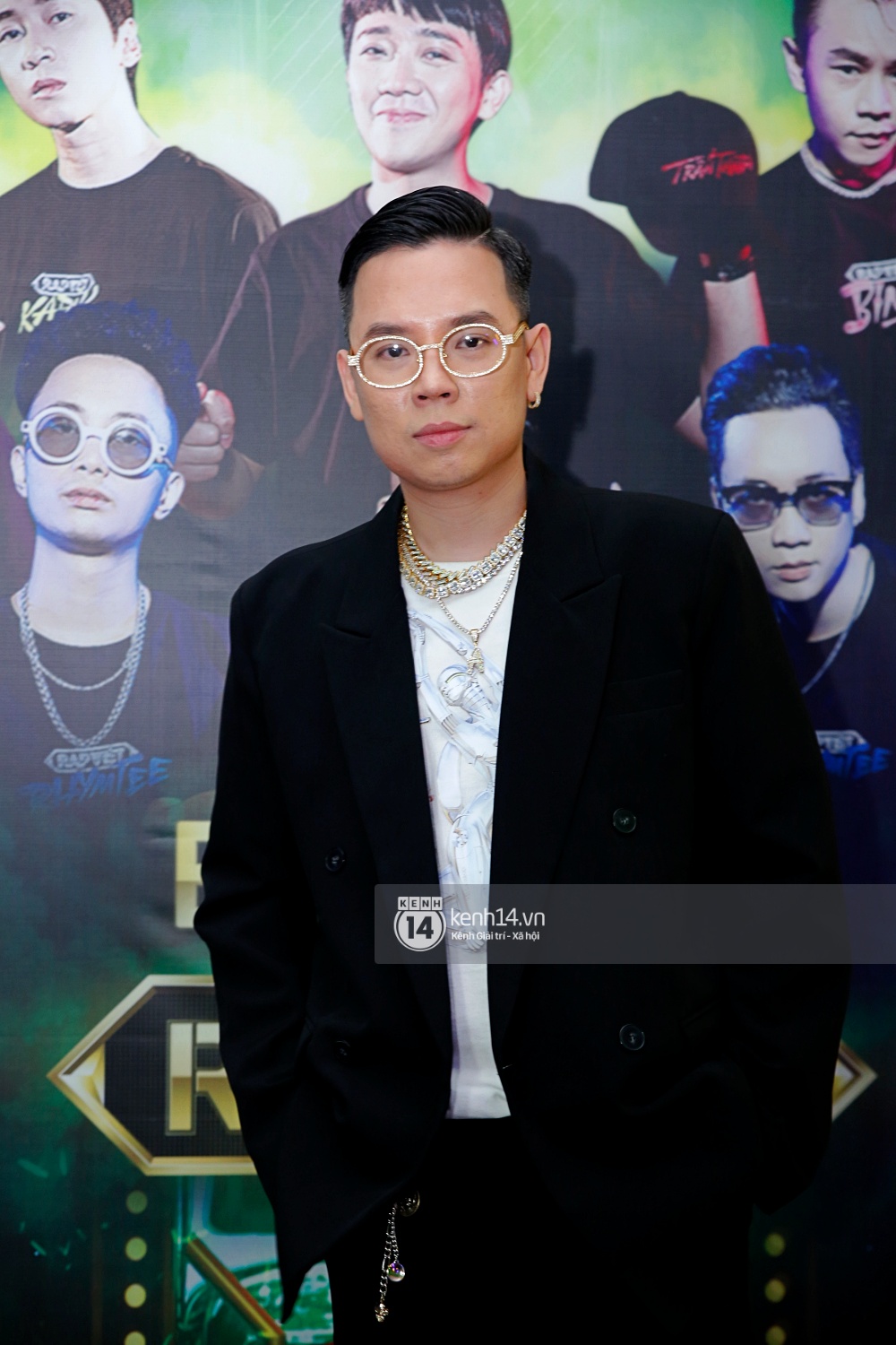 Rap Viet red carpet finale: Suboi shows diamond teeth, Diem My 9X is too cool, Binz - Karik stick together like Sam - Photo 20.