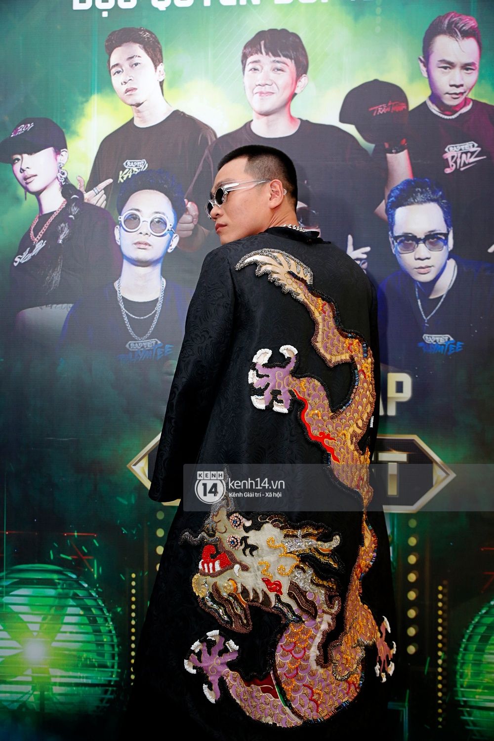 Rap Viet's red carpet finale: Suboi shows diamond teeth, Diem My 9X is too cool, Binz - Karik stick together like Sam - Photo 9.