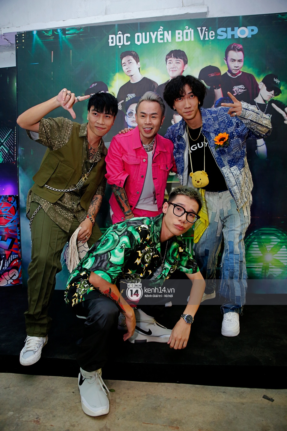 Rap Viet's red carpet finale: Suboi shows diamond teeth, Diem My 9X is too cool, Binz - Karik stick together like Sam - Photo 14.