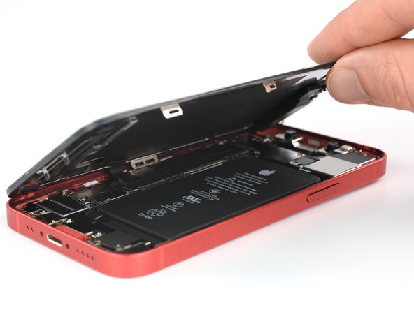 Mổ bụng iPhone 12 mini: Xem cách Apple nhồi nhét mọi thứ vào trong một chiếc iPhone kích thước rất nhỏ - Ảnh 2.