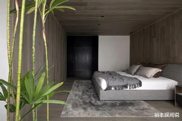 Mẹ chồng mafia gây sốt khi khoe từng ngóc ngách siêu biệt thự trị giá 525 tỷ của vợ chồng Quách Bích Đình - Ảnh 8. Mẹ chồng mafia gây sốt khi khoe từng ngóc ngách siêu biệt thự trị giá 525 tỷ của vợ chồng Quách Bích Đình - Ảnh 8.