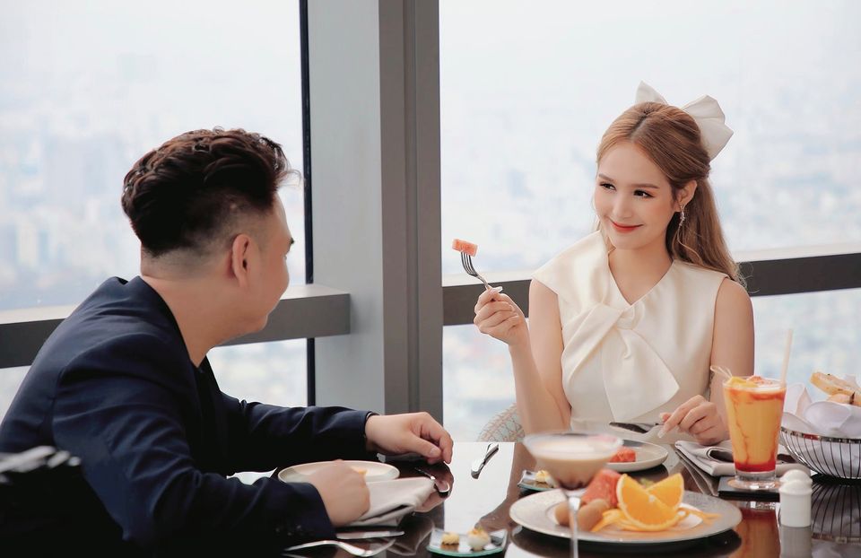 Xoài Non phát hiện thơ tình người yêu cũ gửi chồng ngay sau đám cưới, Xemesis phải tiết lộ sự thật... khiến nhiều người bất ngờ! - Ảnh 4. Xoài Non phát hiện thơ tình người yêu cũ gửi chồng ngay sau đám cưới, Xemesis phải tiết lộ sự thật... khiến nhiều người bất ngờ! - Ảnh 4.