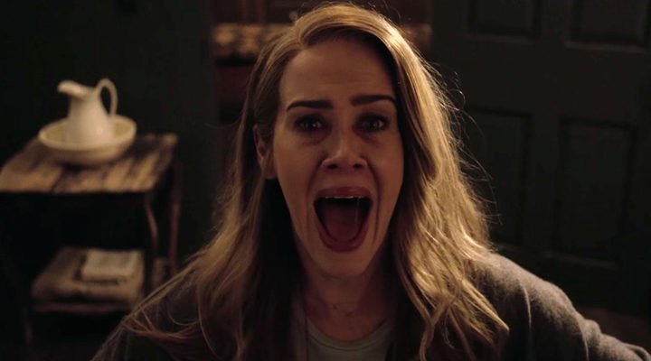 Ra rạp ng&agrave;y nh&agrave; gi&aacute;o 20/11 m&agrave; to&agrave;n phim kinh dị: Ho&agrave;ng Th&ugrave;y Linh hay mỹ nữ s&aacute;t nh&acirc;n đều &ldquo;căng cực&rdquo;, tha hồ quẹo lựa! - Ảnh 4.