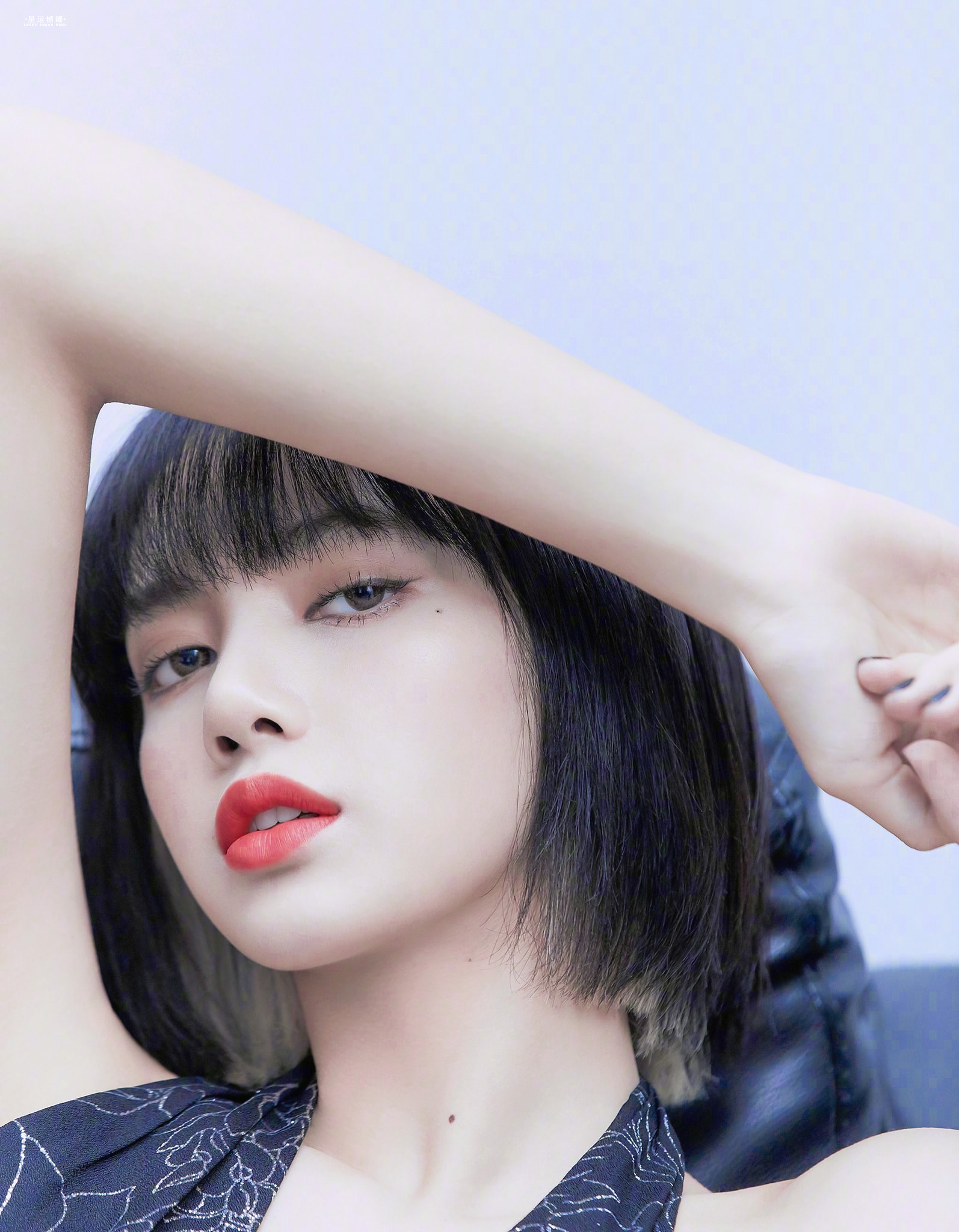 Lisa Black Pink là một trong những nữ thần tượng Hàn Quốc được yêu thích nhất hiện nay. Ngoài tài năng và sắc đẹp, kiểu tóc của cô luôn được quan tâm và theo dõi bởi các fan hâm mộ. Hãy xem hình ảnh để tham khảo kiểu tóc của Lisa Black Pink nhé!