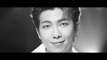 MV mới của BTS cũng kh&ocirc;ng c&oacute; g&igrave; đặc biệt, chỉ xỉu ngang xỉu dọc v&igrave; visual của 7 anh bạn trai cắt cảnh n&agrave;o ra cũng đẹp th&ocirc;i &yacute; m&agrave;! - Ảnh 13.