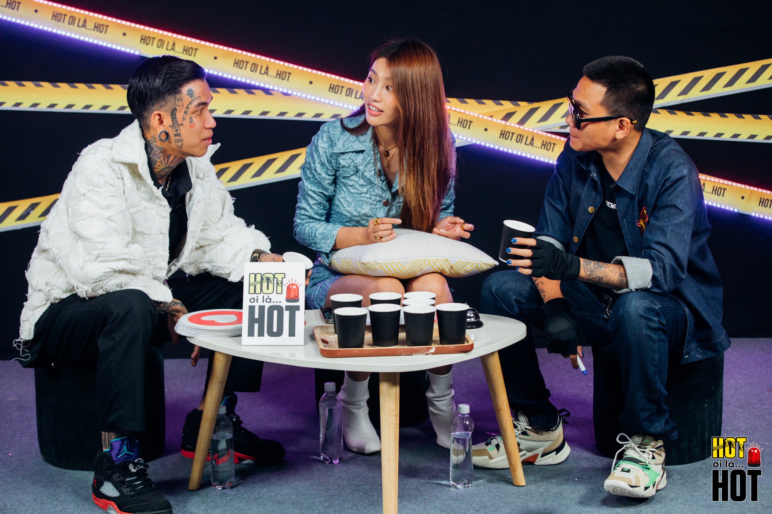 Dế Choắt hé lộ hình xăm đôi với Wowy, bật mí câu nói của Trấn Thành giúp có thêm động lực thi Rap Việt - Ảnh 6. Dế Choắt hé lộ hình xăm đôi với Wowy, bật mí câu nói của Trấn Thành giúp có thêm động lực thi Rap Việt - Ảnh 6.