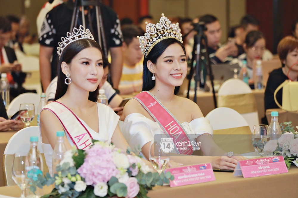 Bộ ảnh đọ sắc nét căng đầu tiên của Top 3 Hoa Hậu Việt Nam 2020: Tân Hoa hậu Đỗ Thị Hà bất ngờ bị Á hậu 2 Ngọc Thảo giật spotlight! - Ảnh 9. Bộ ảnh đọ sắc nét căng đầu tiên của Top 3 Hoa Hậu Việt Nam 2020: Tân Hoa hậu Đỗ Thị Hà bất ngờ bị Á hậu 2 Ngọc Thảo giật spotlight! - Ảnh 9.