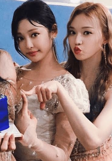 Netizen giật mình nhận ra em út aespa giống Jennie (BLACKPINK) bất ngờ, đối thủ má bánh bao nhưng có xứng tầm? - Ảnh 3.