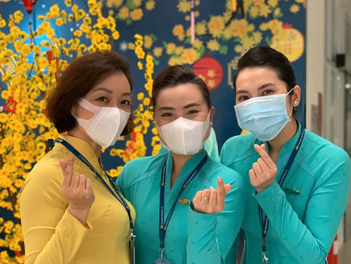 Nghề “hot” là thật nhưng bạn có đủ dũng cảm đối mặt với điều này khi trở thành tiếp viên hàng không? - Ảnh 2.