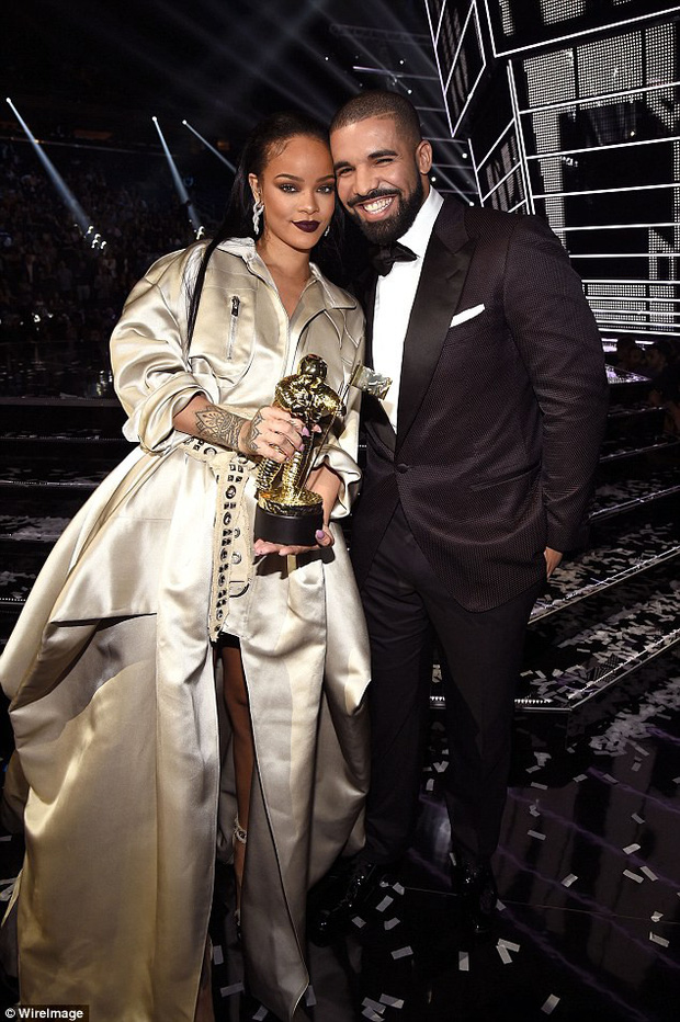 Hollywood thêm cặp từ friendzone hoá tình nhân: Nữ hoàng kem trộn Rihanna hẹn hò rapper đình đám sau 7 năm làm bạn? - Ảnh 6.