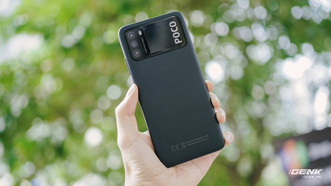 Trên tay POCO M3: Chỉ hơn 3 triệu đồng đã có mặt lưng giả da, loa kép, camera 48MP, pin khủng 6.000mAh - Ảnh 4.