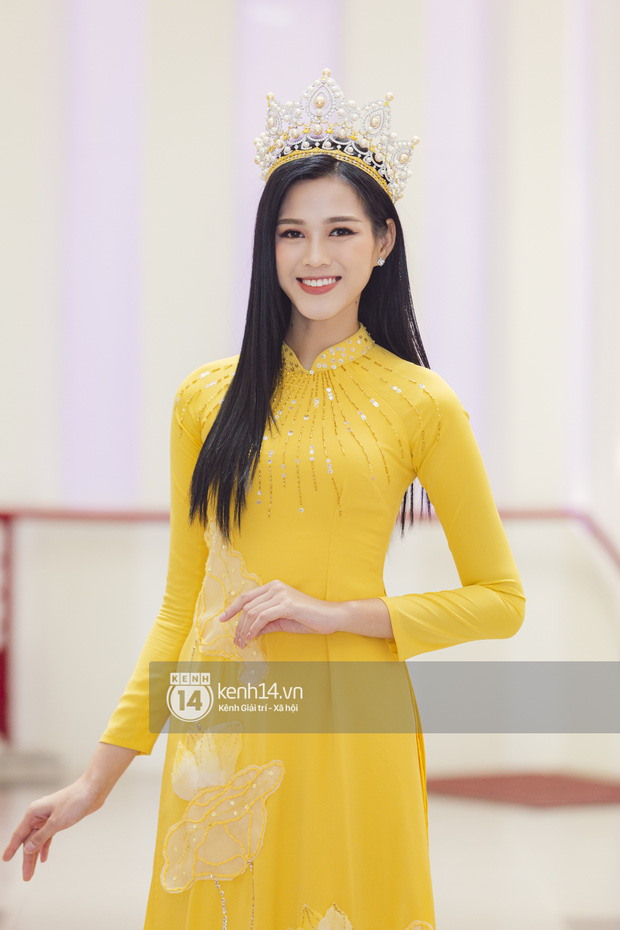 Hoa hậu Đỗ Thị H&agrave; hốt hoảng b&aacute;o tin mất điện thoại: Giờ t&igrave;m được em ở đ&acirc;u nhưng lại kh&ocirc;ng gặp được nữa - Ảnh 3.