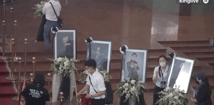 Toàn cảnh tang lễ cố NS Chí Tài: Cả showbiz đến nói lời tiễn biệt, trời đổ mưa trước giờ linh cữu chuyển ra sân bay về Mỹ - Ảnh 92.