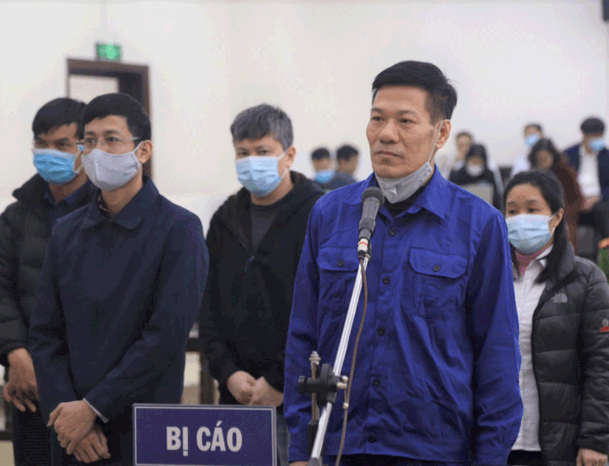 Nguyên Giám đốc CDC Hà Nội Nguyễn Nhật Cảm bị tuyên phạt 10 năm tù - Ảnh 1.