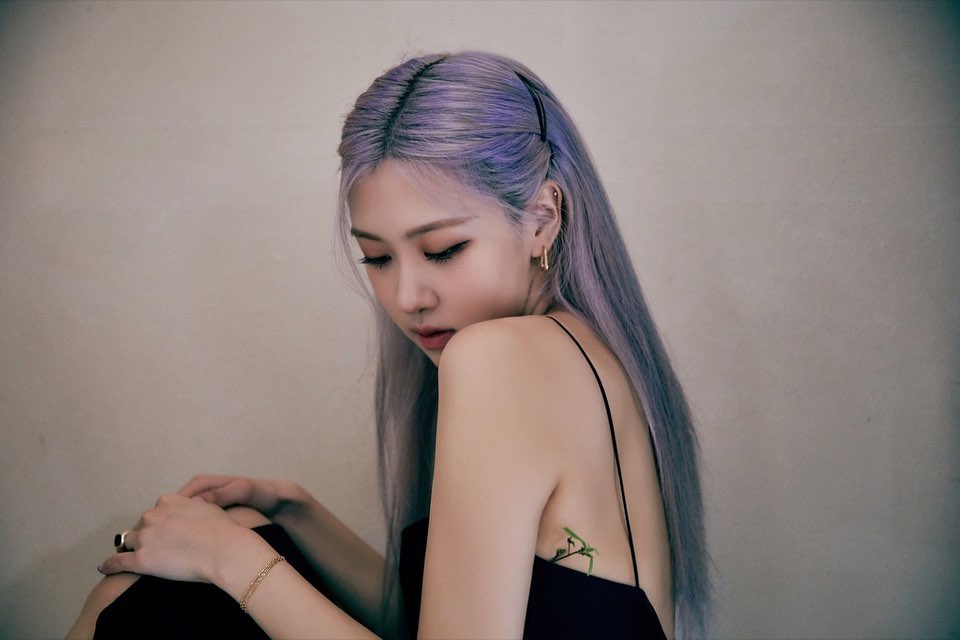 Gout thời trang ngày càng lên hương của Rosé (BLACKPINK): Sức hấp dẫn không lường trước được mỗi lần xuất hiện - Ảnh 1.