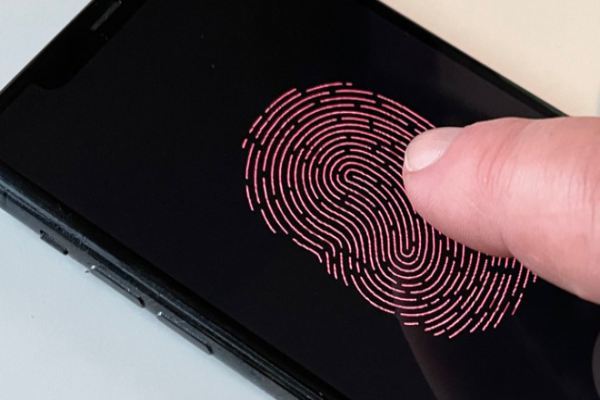 Thế hệ iPhone mới sẽ c&oacute; cảm biến v&acirc;n tay, ăng ten ẩn v&agrave; hỗ trợ VR từ video phẳng? - Ảnh 1.