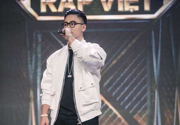 So kè trình ngoại ngữ của dàn rapper: Binz xuất sắc, Tlinh đạt 8.0 IELTS nhưng vẫn thua xa trùm cuối tự học này! - Ảnh 2.