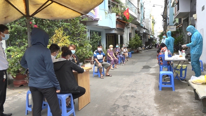 Gỡ bỏ phong toả c&aacute;c địa điểm li&ecirc;n quan đến bệnh nh&acirc;n 1342 - Ảnh 1.