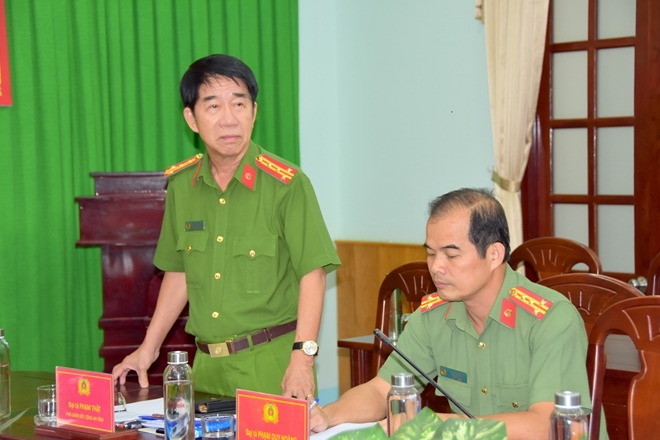 Cảnh s&aacute;t bắt khẩn cấp đối tượng dự t&iacute;nh h&ocirc;m sau giết lễ t&acirc;n kh&aacute;ch sạn ở TP.HCM - Ảnh 3.