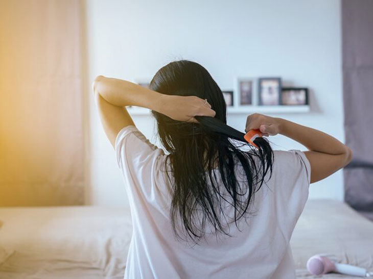 Sửa ngay 4 thói quen xấu khi ngủ vừa gây hại sức khỏe, vừa khiến nhan sắc của bạn ngày càng tệ hơn - Ảnh 3.