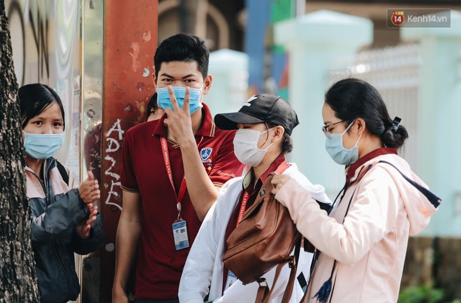 Chúng ta sẽ đứng vững giữa những ngày khó khăn, bằng lòng tin, sự sẻ chia và tình đoàn kết - Ảnh 2.