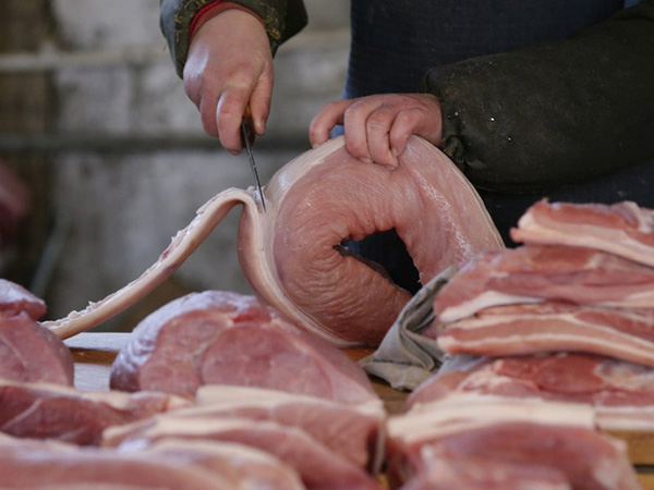 Thịt lợn ngon, có giá trị dinh dưỡng cao nhưng có 4 loại thịt lợn hỏng, nhiễm sán tuyệt đối đừng nên mua và tiêu thụ - Ảnh 3.