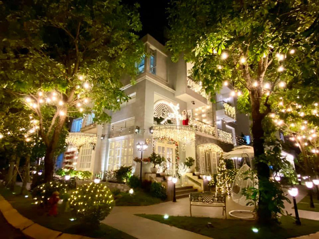 Sao Việt khoe độ giàu có mùa Noel: Biệt thự 40 tỷ được Ngọc Trinh decor chặt chém, biệt thự Bảo Thy sáng nhất khu nhà giàu quận 7 - Ảnh 9.