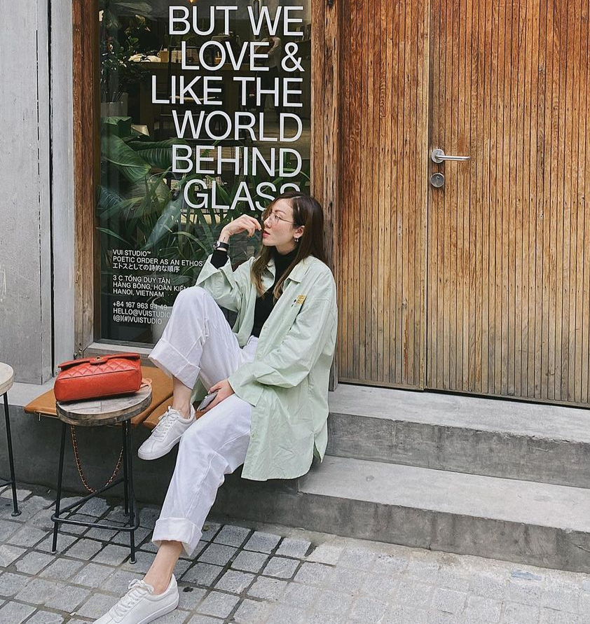 Instagram look của sao Việt: Chi Pu, Mẫn Tiên lên đồ ấm áp vẫn không bằng Hà Tăng “quẩy” outfit cho ngày đại hàn - Ảnh 3. Instagram look của sao Việt: Chi Pu, Mẫn Tiên lên đồ ấm áp vẫn không bằng Hà Tăng “quẩy” outfit cho ngày đại hàn - Ảnh 3.