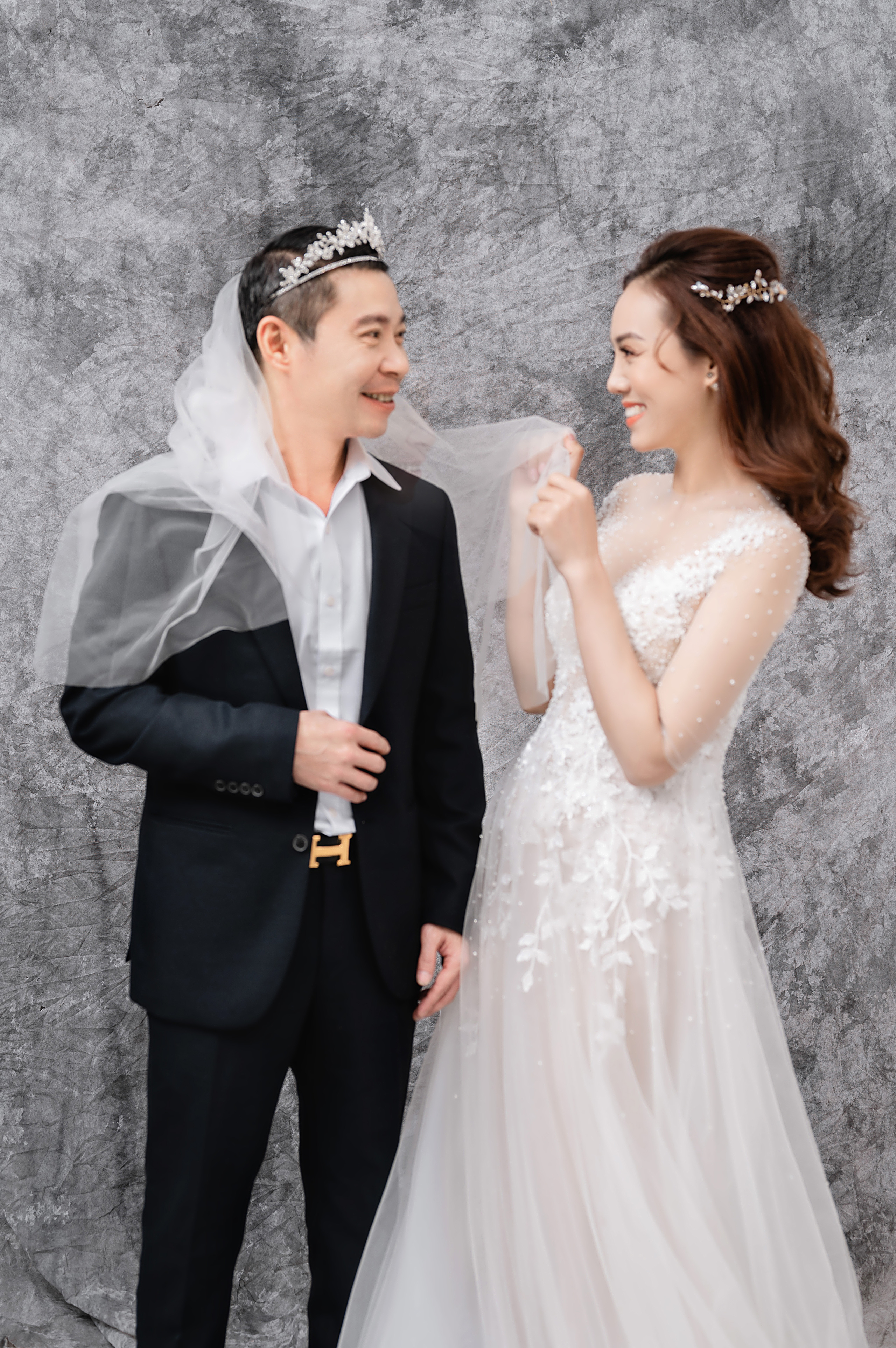 The entire series of wedding photos of NS Cong Ly and his bride under 15: The bride is radiantly beautiful, 