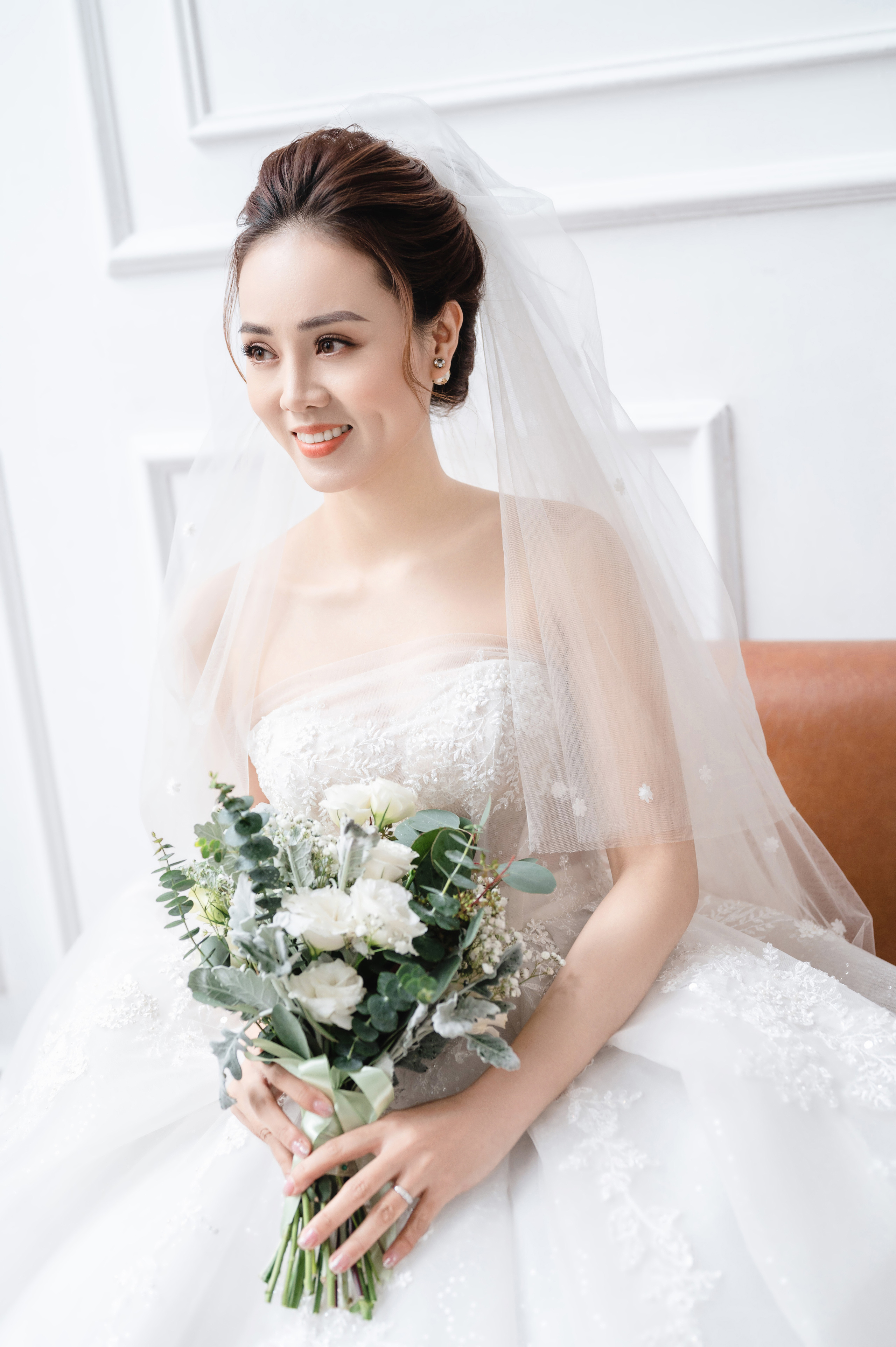 The entire series of wedding photos of NS Cong Ly and his bride under 15: The bride is radiantly beautiful, 