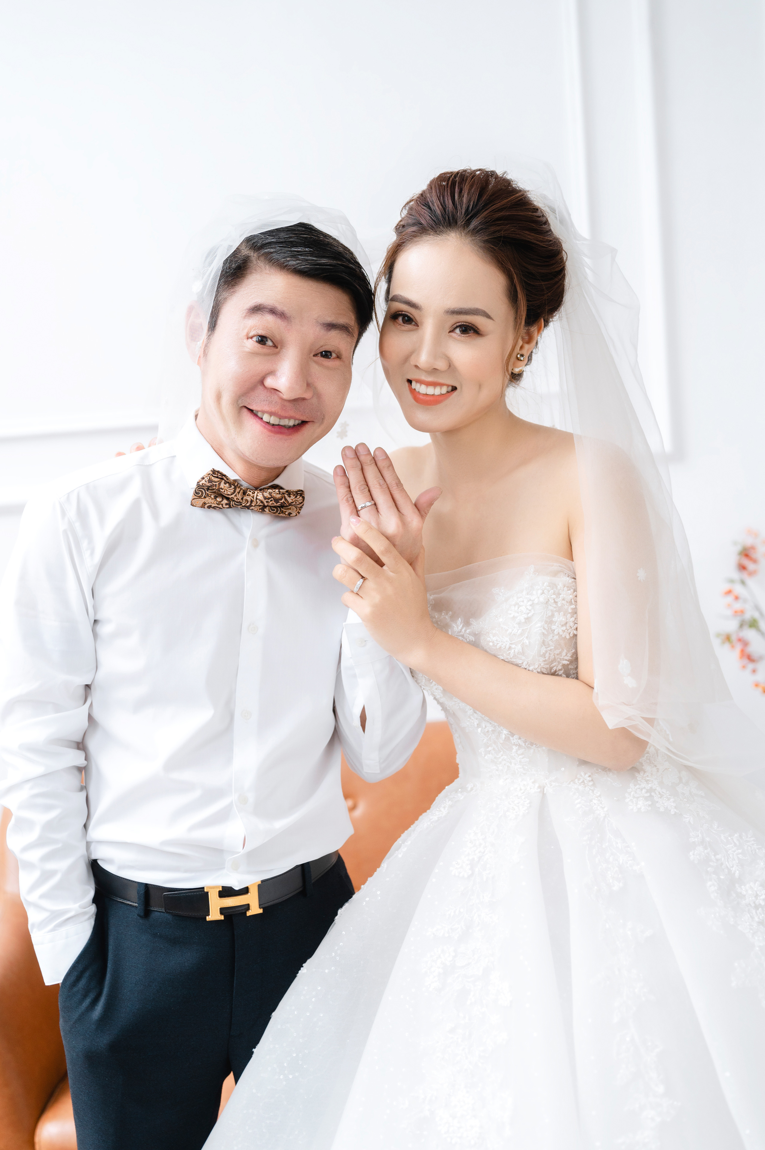 The entire series of wedding photos of NS Cong Ly and his bride under 15: The bride is radiantly beautiful, 