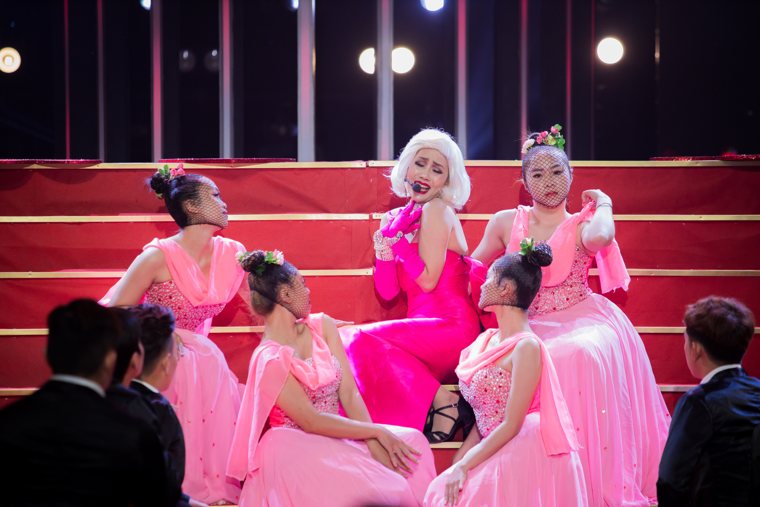 Gương Mặt Th&acirc;n Quen: Hải Đăng Doo bất ngờ lội ngược d&ograve;ng khi giả Maroon 5, lần đầu rinh giải nhất tuần - Ảnh 7.