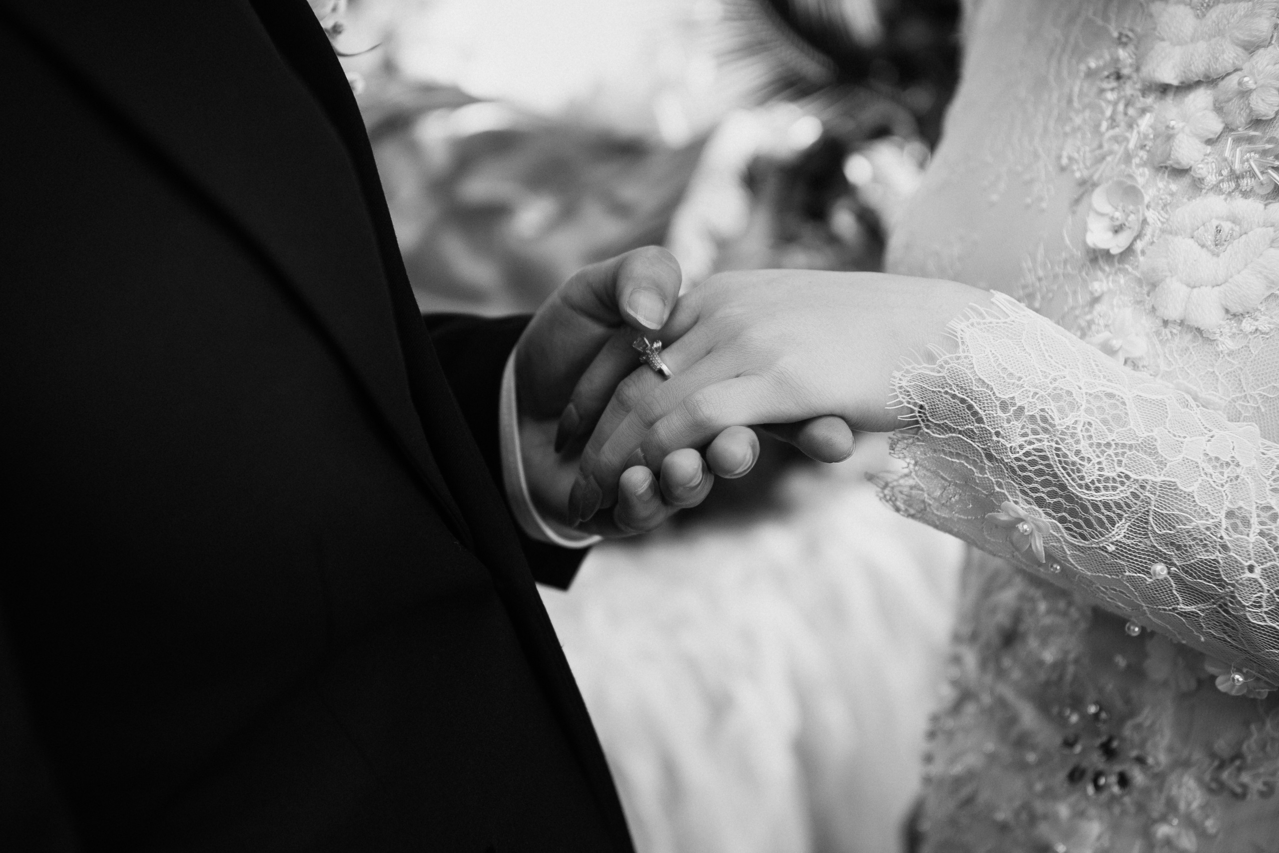 Thảo Nari khoe ảnh ngày cưới cực lung linh, vị hôn phu điển trai cũng lần đầu lộ diện! - Ảnh 10. Thảo Nari khoe ảnh ngày cưới cực lung linh, vị hôn phu điển trai cũng lần đầu lộ diện! - Ảnh 10.