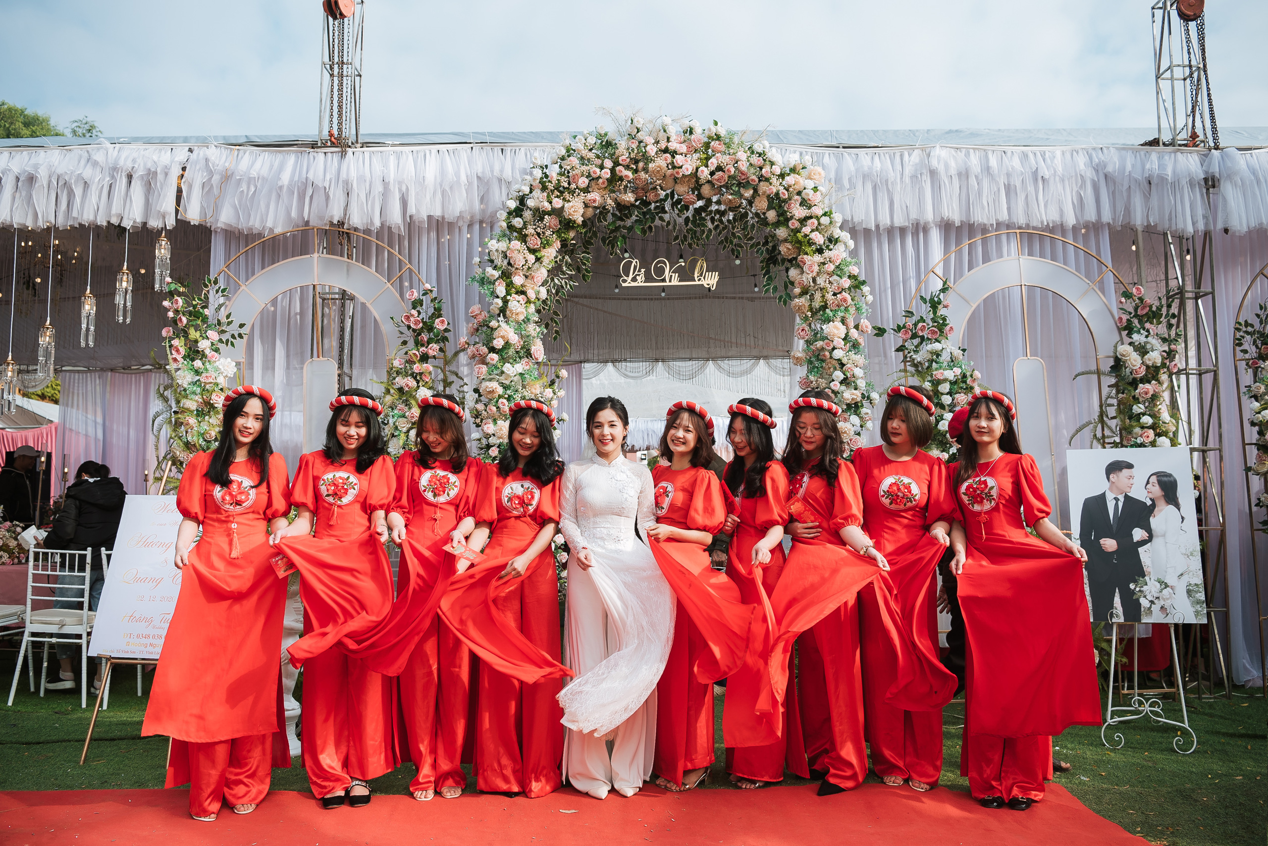 Thảo Nari khoe ảnh ngày cưới cực lung linh, vị hôn phu điển trai cũng lần đầu lộ diện! - Ảnh 4. Thảo Nari khoe ảnh ngày cưới cực lung linh, vị hôn phu điển trai cũng lần đầu lộ diện! - Ảnh 4.