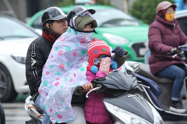 The rise in the cold warning level is particularly strong, the temperature drops suddenly tomorrow night, Hanoi is only 6 degrees Celsius - Photo 1.