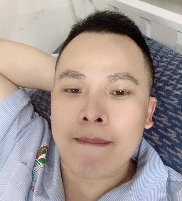 Mặc kệ bị netizen réo gọi, Vũ Khắc Tiệp vẫn khoe sinh nhật hoành tráng và chanh sả bên cạnh hội bạn thân tại Cam Ranh - Ảnh 5.
