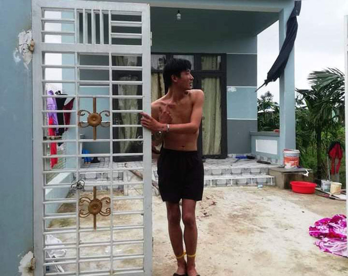 Con ng&aacute;o đ&aacute;, giết mẹ ruột d&atilde; man - Ảnh 1.