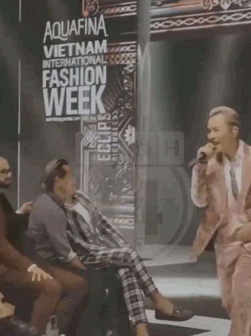 Binz cuối cùng đã chia sẻ về màn phát cẩu lương công khai đầu tiên với Châu Bùi tại Fashion Week: Nghe sao thấy lươn lẹo quá? - Ảnh 6.