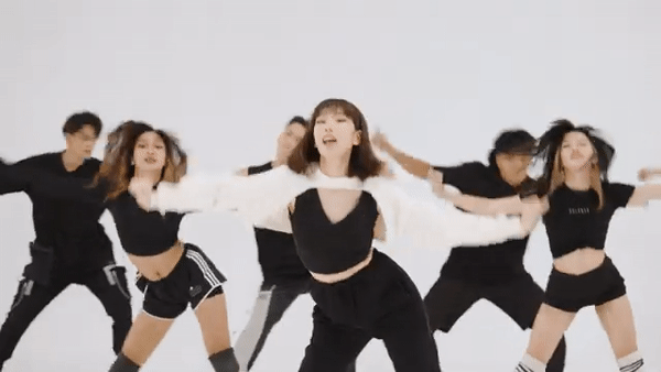 Min bất ngờ tung phiên bản dance của Trên Tình Bạn Dưới Tình Yêu sẵn tiện thông báo sẽ ra ca khúc mới mừng sinh nhật? - Ảnh 4.
