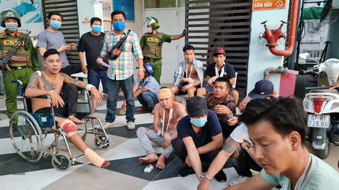 A conflict at a wedding party in An Giang, a group of people from Binh Duong were violently prosecuted - Photo 1. Conflict at a wedding party in An Giang, a group of people from Binh Duong were prosecuted for the riots - Photo 1.