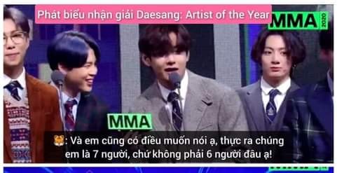 Teamwork của BTS mãi đỉnh: Đầu tư công nghệ thực tế ảo để Suga diễn cùng, đem banner theo muôn nơi chụp ảnh để luôn đủ đội hình 7 người - Ảnh 5.