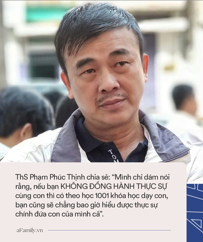 Thầy hiệu trưởng ở TP.HCM 6 năm chuyển việc tới 3 trường, ai cũng cười bảo đứng núi này trông núi nọ nhưng sự thật bất ngờ phía sau - Ảnh 2.