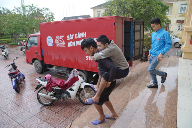 Khi lũ đi qua và nụ cười trở lại: Miền Trung chiến thắng nghịch cảnh bằng “vũ khí tinh thần đáng khâm phục - Ảnh 3.