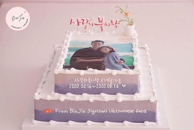 Soi hint của Hyun Bin - Son Ye Jin, thấy loạt điểm &ldquo;bất thường&rdquo;: Từ Baeksang đ&atilde; giấu nhưng qu&aacute; lộ, ch&agrave;ng c&ograve;n cầu h&ocirc;n lu&ocirc;n rồi? - Ảnh 17.